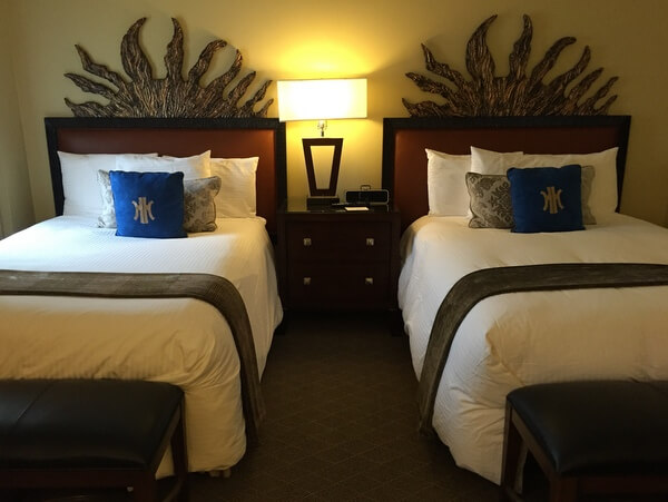 Guest room, Heathman Hotel, Portland, Oregon