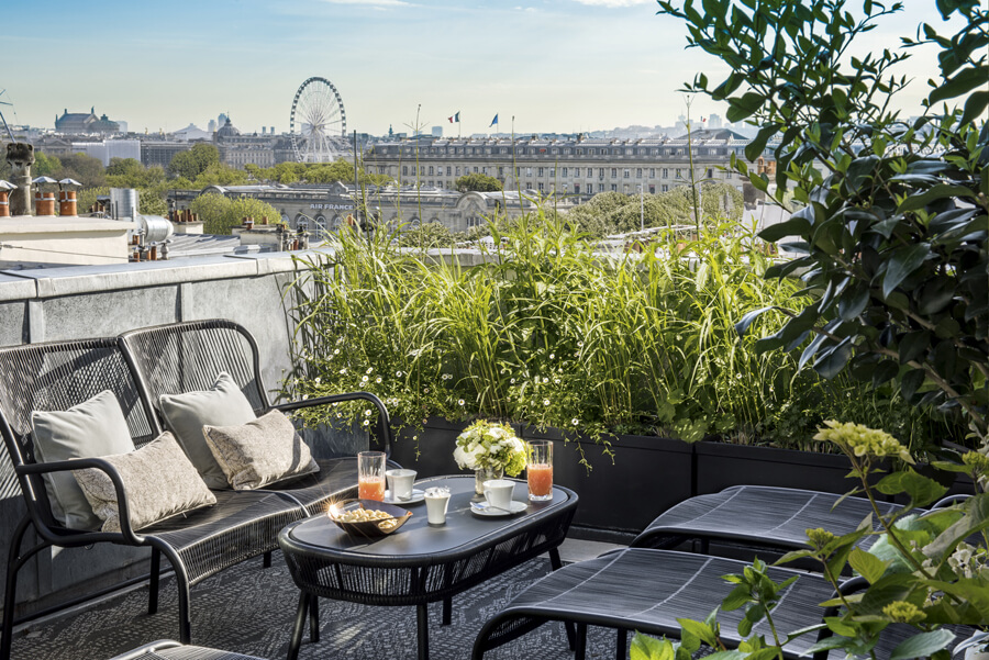 A Parisian Secret: Le Narcisse Blanc Hotel Spa