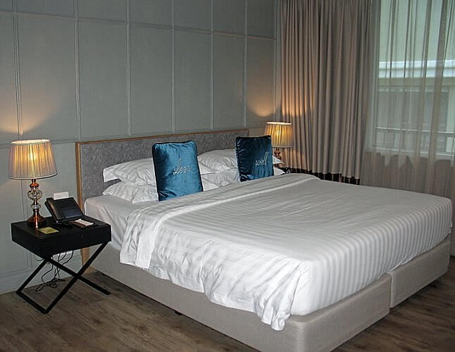 Bedroom, Well Hotel, Bangkok, Thailand (Photo by Susan McKee)