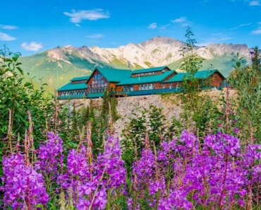 Grande Denali Lodge – Mountain-top views
