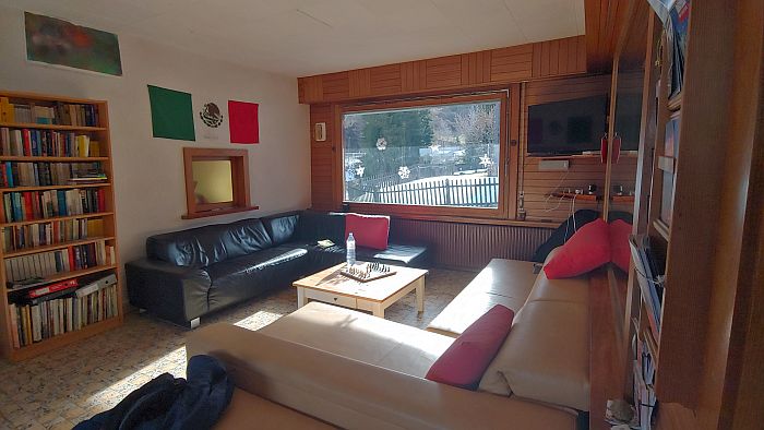 Switzerland Ski Hostel living room