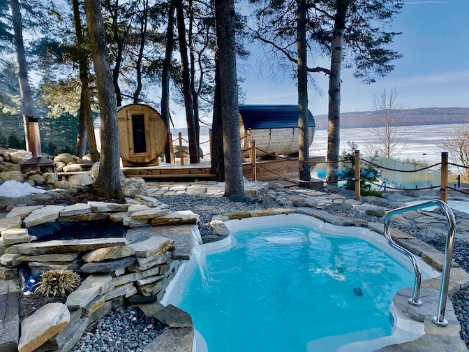 Outdoor thermal spa overlook lake at Estello Suites & Spa.
