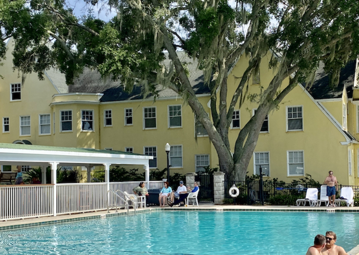 The pool at the Lakeside Inn.