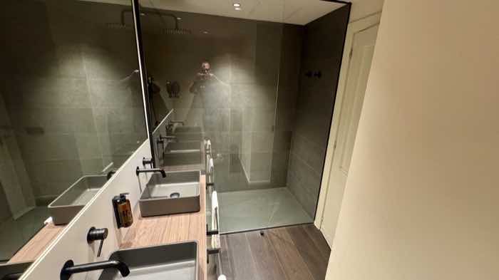 BAH Barcelona Airport Hotel - bathroom