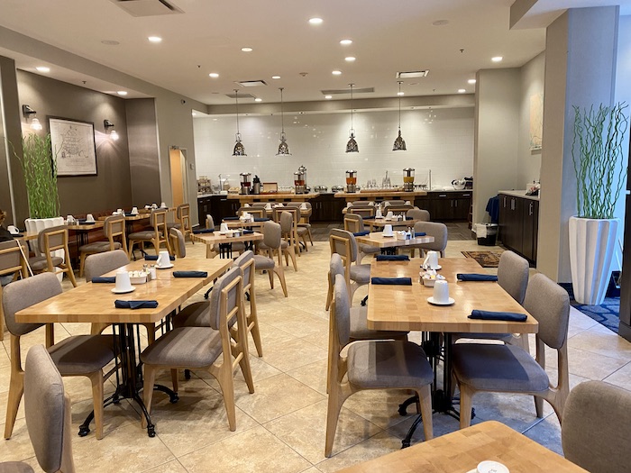 Breakfast room at the DoubleTree North Charleston.