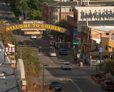 Warm Southwestern Comfort: Golden’s Table Mountain Inn