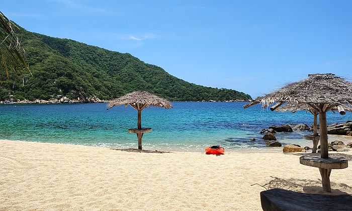 Corrales Bay beach